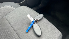 Nissan Qashqai 1.3 DiG-T MH N-Connecta 5dr Petrol Hatchback